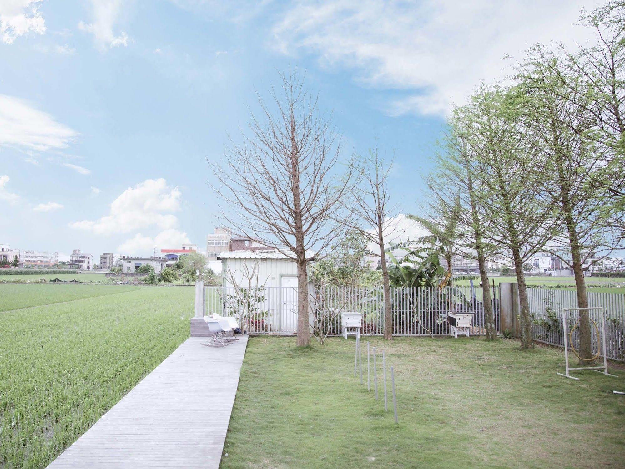 Outside Inn Luodong Exterior foto